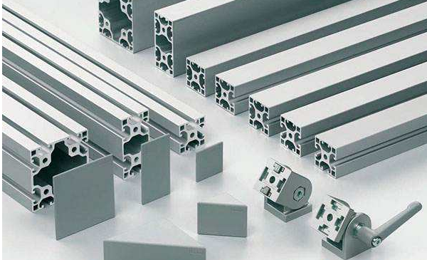 工业铝型材加工的特点